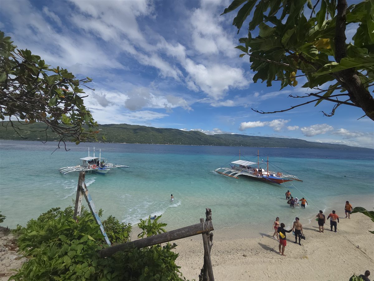 Guest photo — Sumilon Island marine sanctuary and sandbar, Cebu