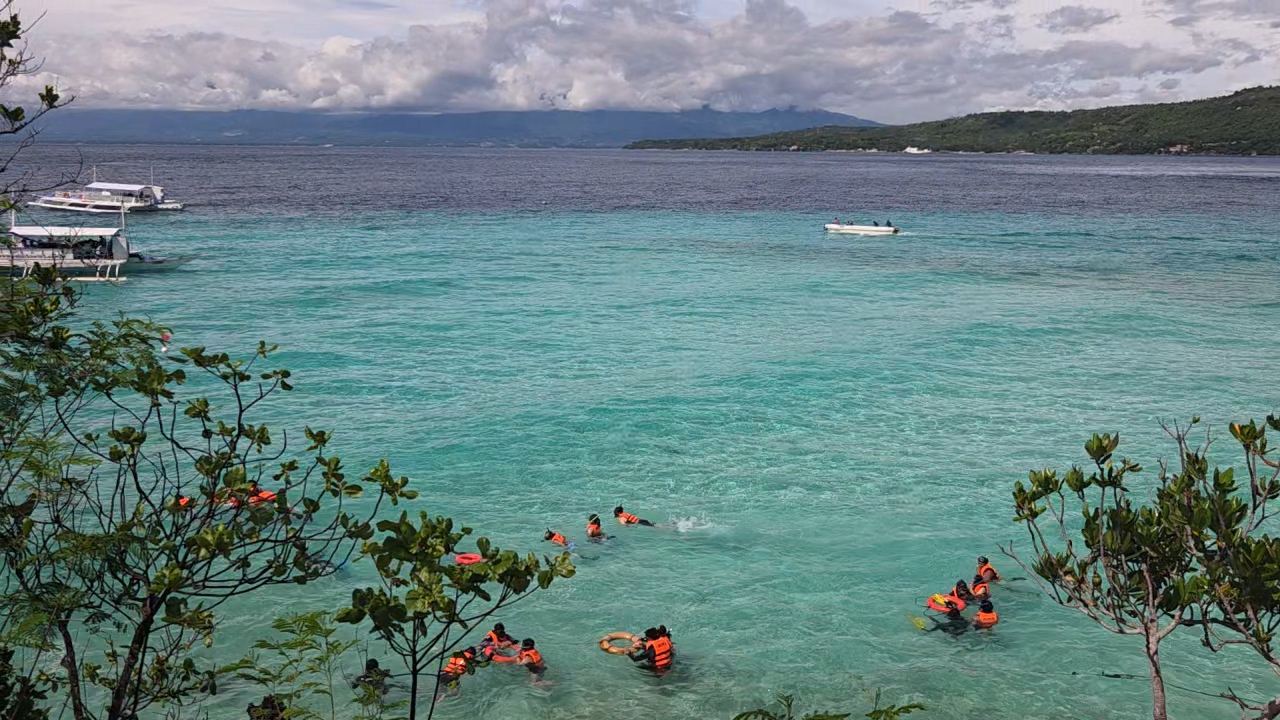 Guest photo — Sumilon Island marine sanctuary and sandbar, Cebu